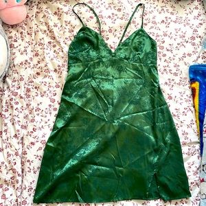 A green floral detail strappy back maxi dress size Large
